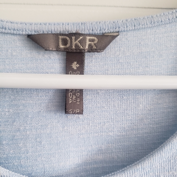 Baby blue lose, sleevless top - Picture 3 of 3